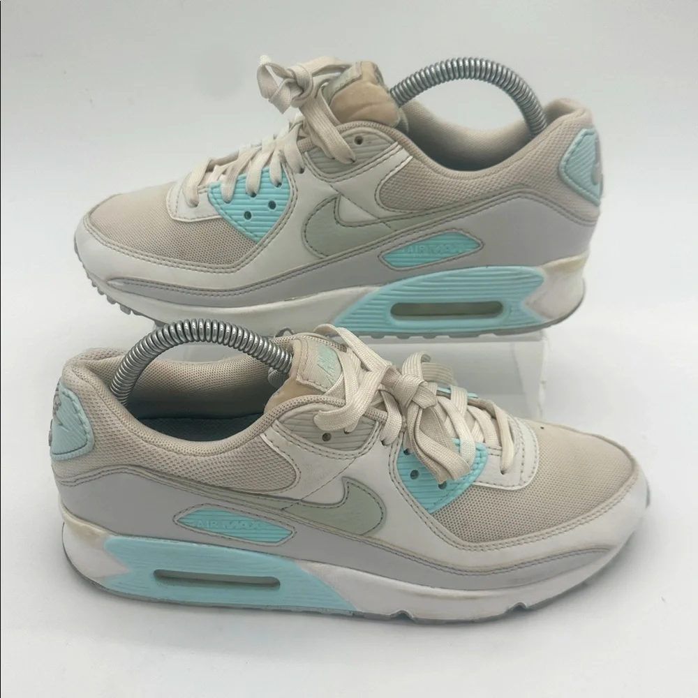 Nike Air Max 90 White Glacier Blue Wolf Grey Light Silver Women's Size 8